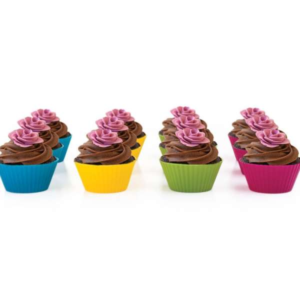 Set of 12 Pieces Round Shaped Silicon Cup Cake Holders - Image 3